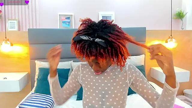 Snapshot of _emma_willliams_ chatting on 10/01/25, 02:32 emma willliams online show from 10/01/25, 02:32