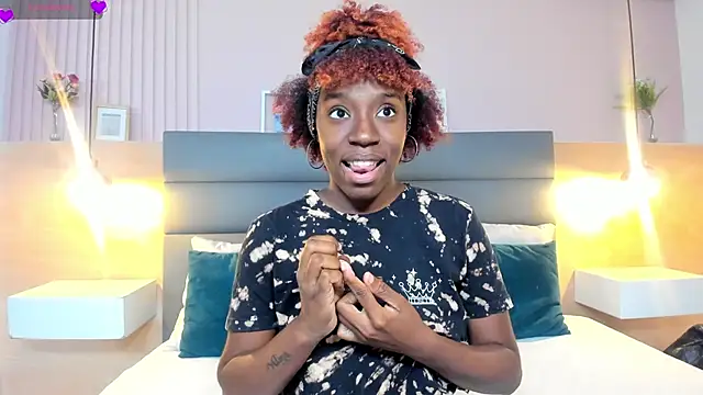 Snapshot of _emma_willliams_ chatting on 10/03/25, 10:44 emma willliams online show from 10/03/25, 10:44