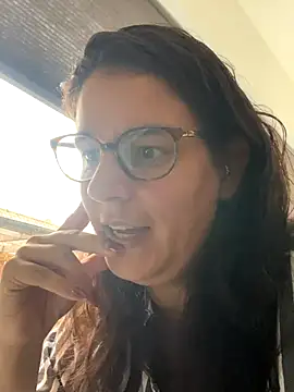 Snapshot of hottyFcup chatting on 10/06/25, 03:35 hottyFcup online show from 10/06/25, 03:35