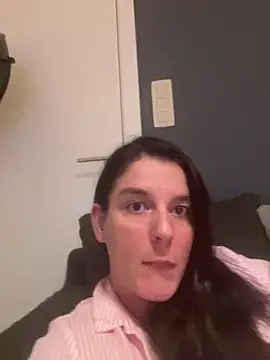 Snapshot of hottyFcup chatting on 10/21/25, 06:29 hottyFcup online show from 10/21/25, 06:29