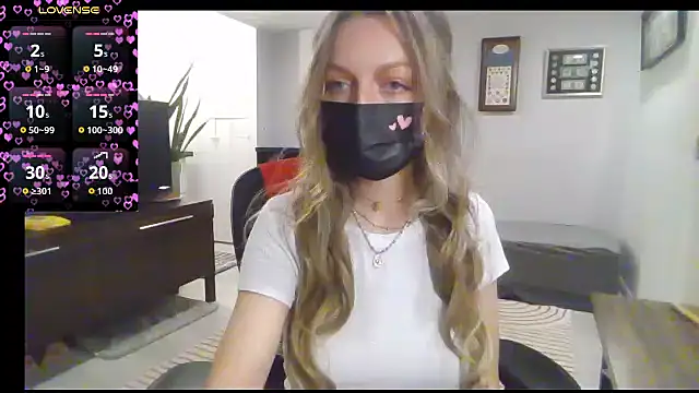 Snapshot of Magical_Milf_MelissaXX chatting on 09/28/25, 02:57 Magical Milf MelissaXX online show from 09/28/25, 02:57