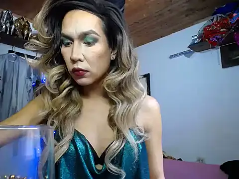 sashastarfire online show from 11/12/25, 03:49