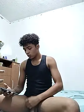 Manuel Mateus1 online show from 10/06/25, 01:18