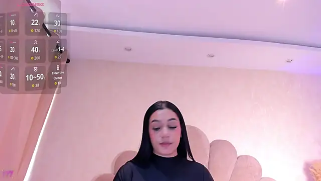 sofiagomez   online show from 05/01/26, 06:13