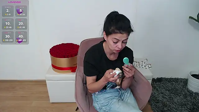 LadyLiia online show from 05/14/26, 03:47