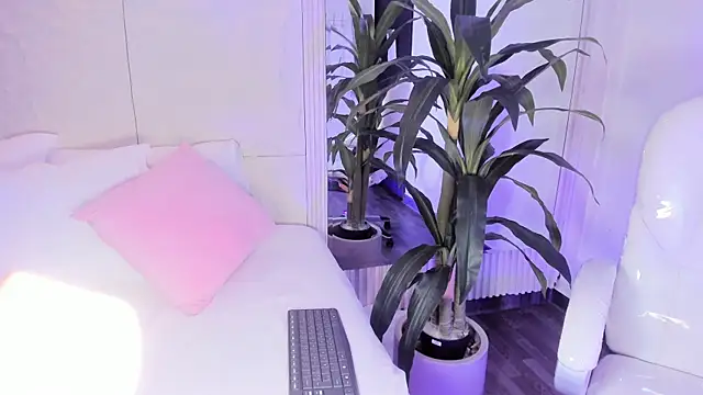 DulceGreem online show from 01/15/26, 08:01