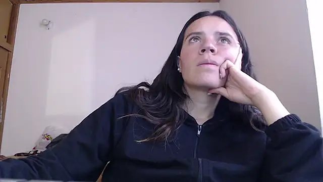 Skylar Serenity online show from 12/16/25, 08:24