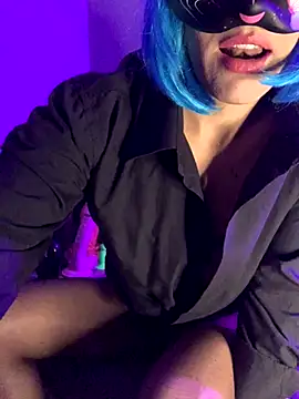 MaskeliParti online show from 11/22/25, 07:51