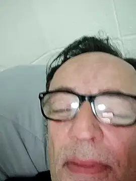 Txacas online show from 10/22/25, 01:05