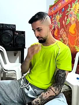 giannis090 online show from 10/26/25, 07:58