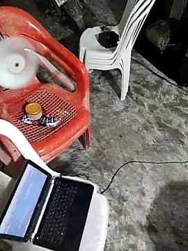 giannis090 online show from 09/18/25, 08:45