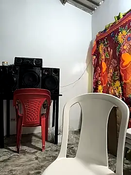 giannis090 online show from 11/18/25, 08:12