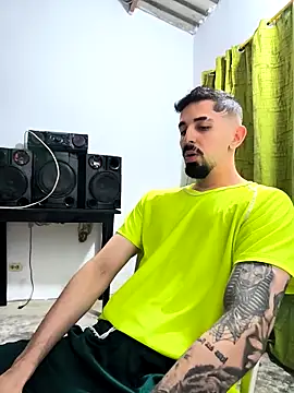 giannis090 online show from 10/19/25, 12:35