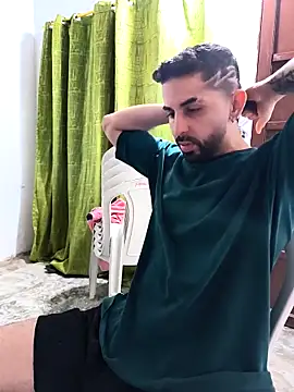 giannis090 online show from 02/26/26, 03:39