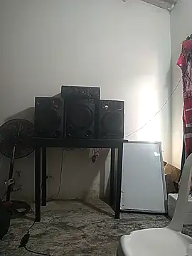 giannis090 online show from 09/14/25, 08:42