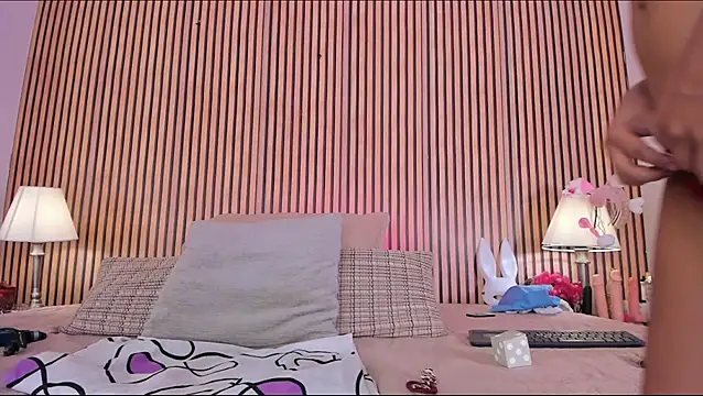 keeyla stone online show from 11/08/25, 08:56