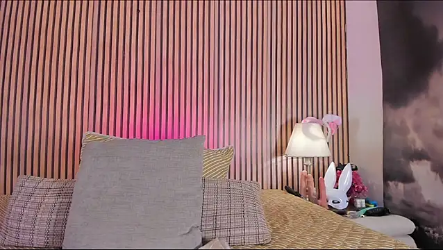 keeyla stone online show from 11/23/25, 09:25