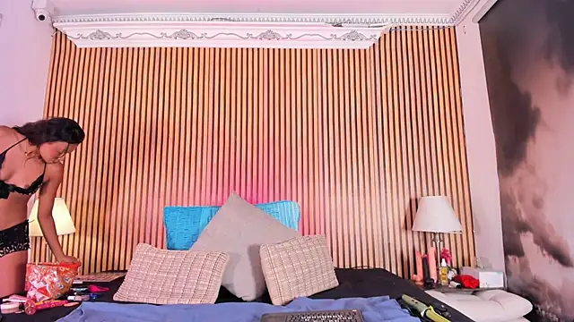 keeyla stone online show from 09/12/25, 08:08