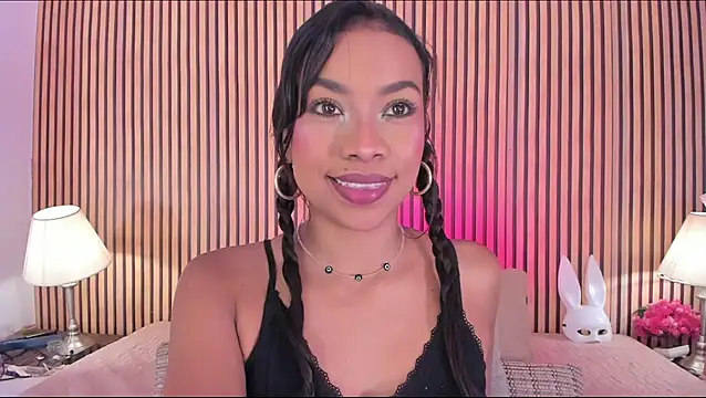 keeyla stone online show from 11/10/25, 08:36