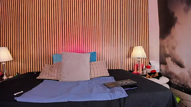 keeyla stone online show from 09/14/25, 03:07