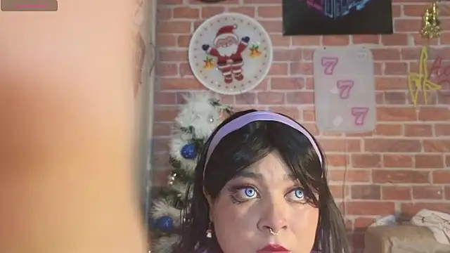 Lucycosplay777 online show from 01/12/26, 09:52