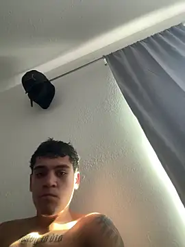 Snapshot of Mexican_boy_21 chatting on 09/13/25, 12:10 Mexican boy 21 online show from 09/13/25, 12:10