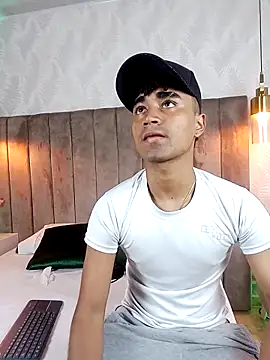 Jacob 606 online show from 10/27/25, 07:48