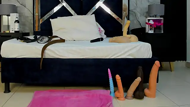 VanessaHard as online show from 02/27/26, 07:46