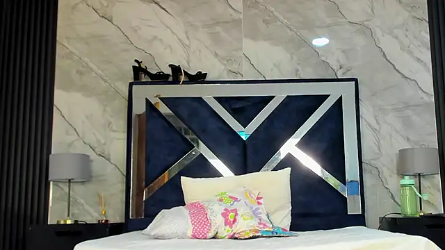 VanessaHard as online show from 02/07/26, 07:44