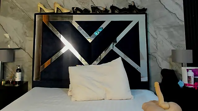 VanessaHard as online show from 02/24/26, 07:59