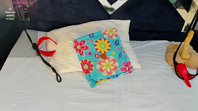 VanessaHard as online show from 02/04/26, 07:42