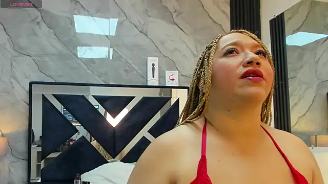 VanessaHard as online show from 04/15/26, 03:45