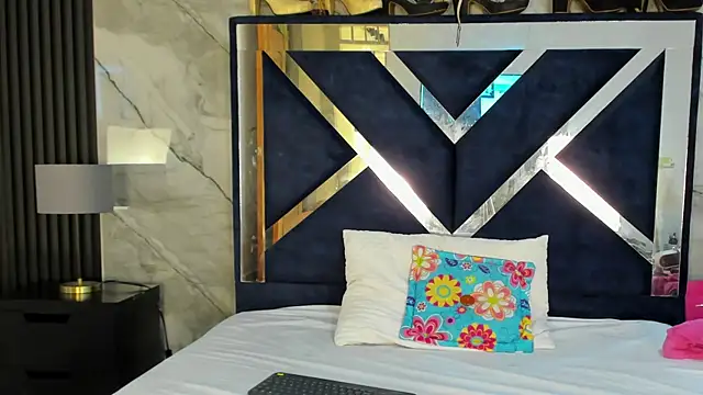 VanessaHard as online show from 01/11/26, 08:05