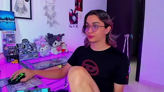 Snapshot of KeitaMoon chatting on 02/23/26, 06:52 KeitaMoon online show from 02/23/26, 06:52