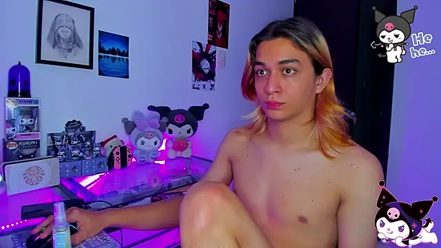 KeitaMoon online show from 12/05/25, 03:43