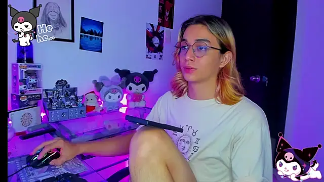 KeitaMoon online show from 11/23/25, 09:25