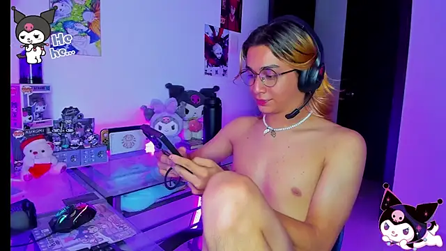 KeitaMoon online show from 11/12/25, 02:59