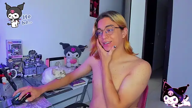 KeitaMoon online show from 10/13/25, 09:16