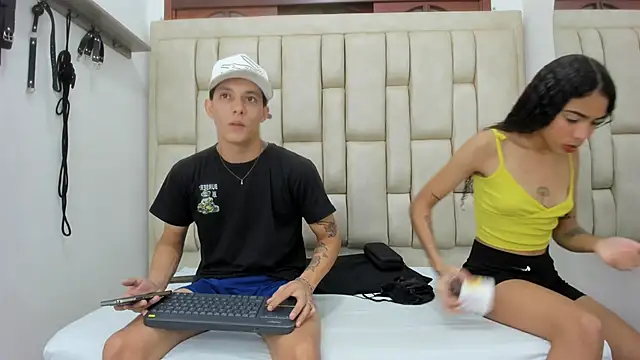 Snapshot of ZafiroAndFlynn chatting on 02/01/26, 02:32 ZafiroAndFlynn online show from 02/01/26, 02:32