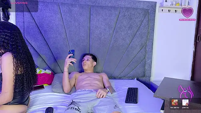 Snapshot of ZafiroAndFlynn chatting on 02/15/26, 02:56 ZafiroAndFlynn online show from 02/15/26, 02:56