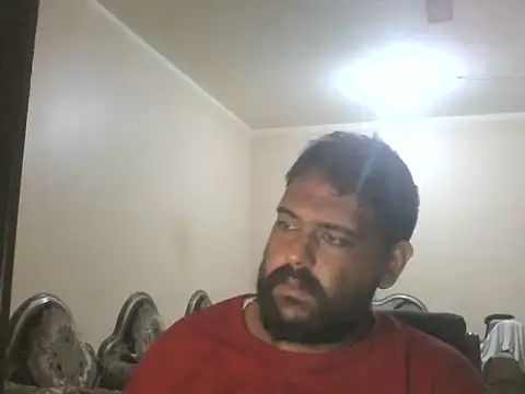 elpoop7305 online show from 10/29/25, 11:47