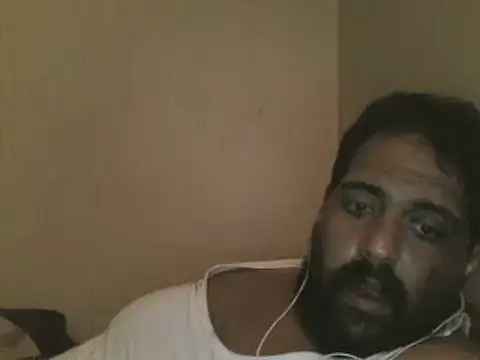 elpoop7305 online show from 11/26/25, 10:37