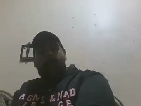 elpoop7305 online show from 03/31/26, 08:44