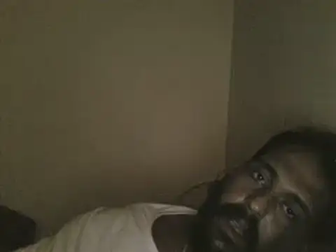 elpoop7305 online show from 10/28/25, 02:16