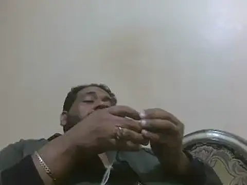 elpoop7305 online show from 11/24/25, 10:15