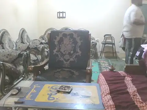 elpoop7305 online show from 10/29/25, 10:14