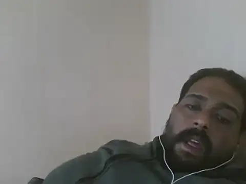 elpoop7305 online show from 12/20/25, 08:22