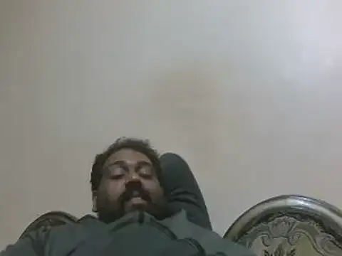 elpoop7305 online show from 11/24/25, 10:21