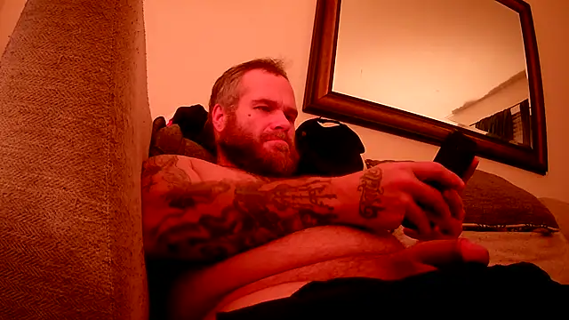 Snapshot of KingRonni chatting on 09/29/25, 10:00 KingRonni online show from 09/29/25, 10:00