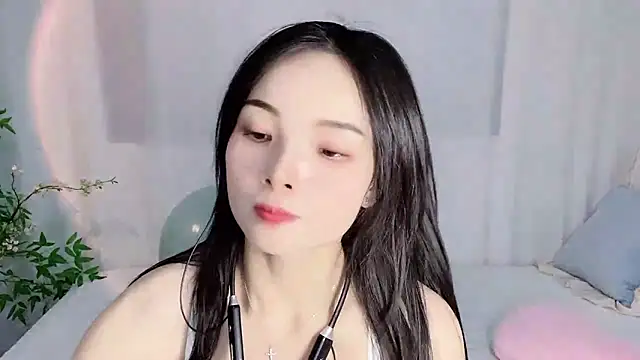 Snapshot of Tangbao-Baby chatting on 10/02/25, 12:30 Tangbao-Baby online show from 10/02/25, 12:30